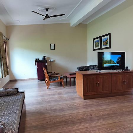 Bel-La Monde Hotel "Riverside" - Jim Corbett Garjia ภายนอก รูปภาพ