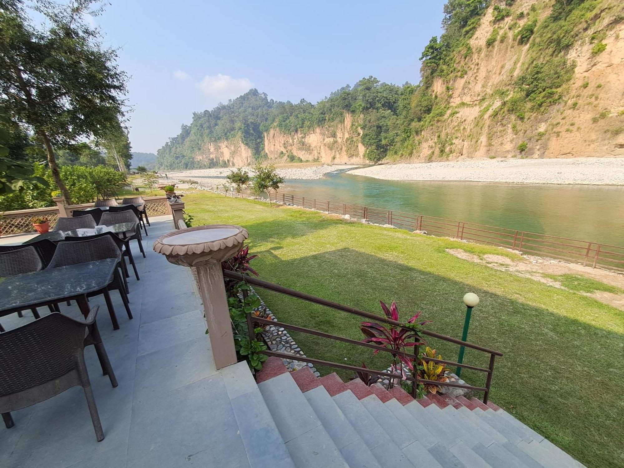 Bel-La Monde Hotel "Riverside" - Jim Corbett Garjia ภายนอก รูปภาพ