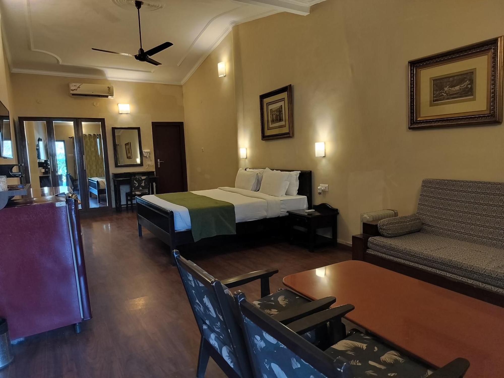 Bel-La Monde Hotel "Riverside" - Jim Corbett Garjia ภายนอก รูปภาพ